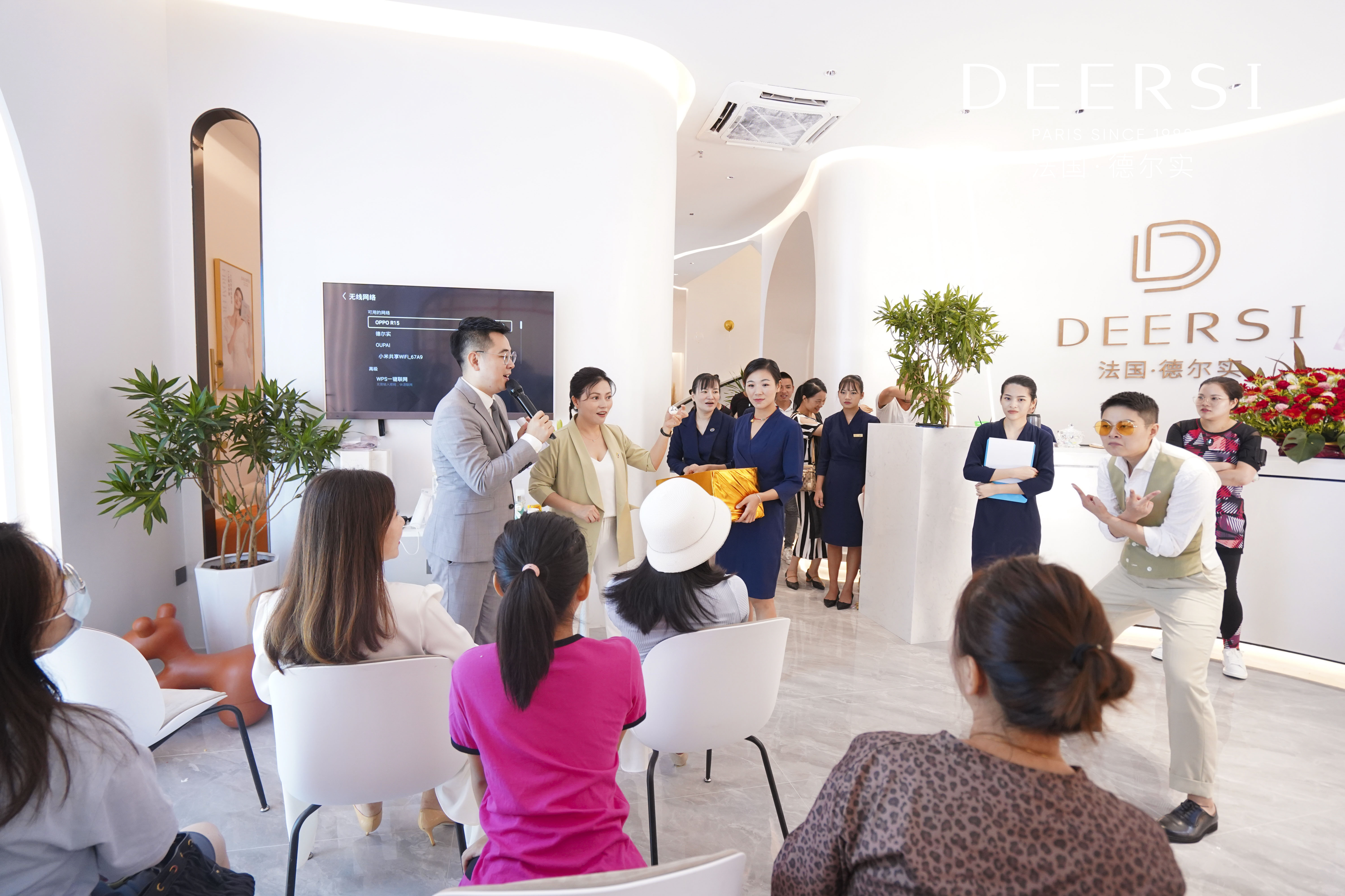 與加盟相比，個(gè)人開皮膚管理店的五個(gè)經(jīng)營痛點(diǎn)